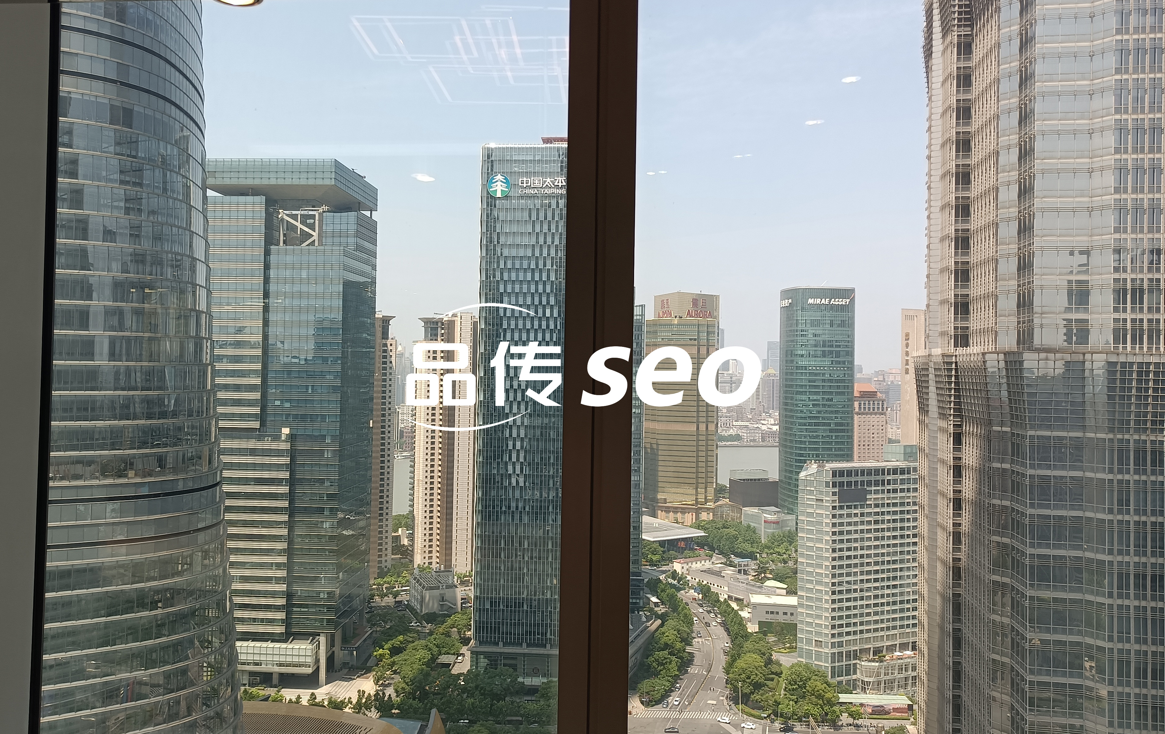 如何平衡品牌词和行业大词的投入？